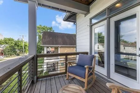 Casa vacanze Villa The Maple House - Huge Backyard & Mins To Broadway Nashville